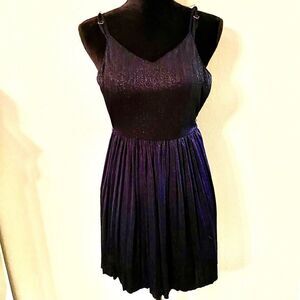 Hollister shimmery dress XS  